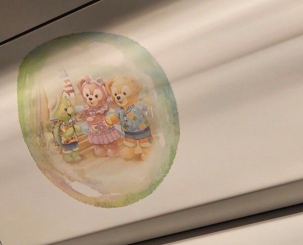 shi様再送分 ダッフィー &フレンズ フィルド・ウィズ・ジョイ ぬいぐるみバッジ オルメル