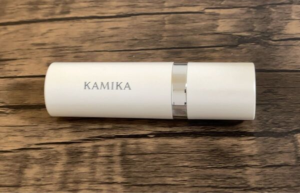 【1回使用】KAMIKA カミカ シルキースティックファンデーション ホワイト