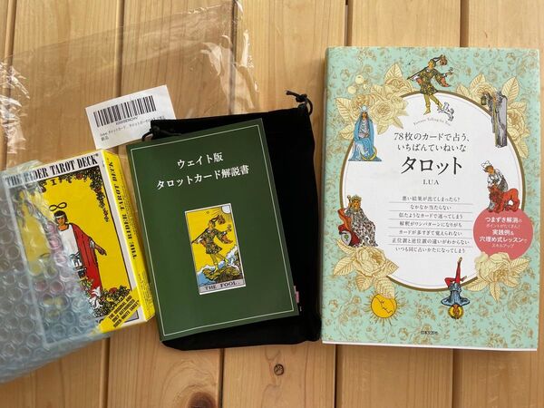 78枚のカードで占う いちばんていねいな タロット カード LUA Rider-Waite Tarot Deck カード 入門 本