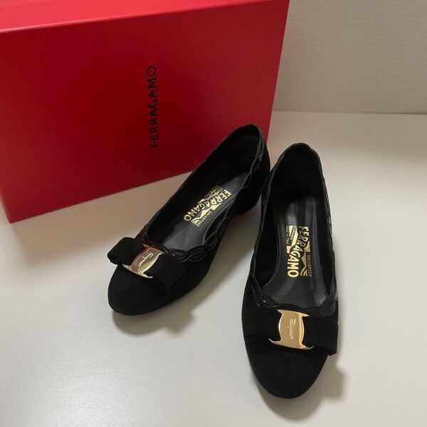 【美品】 Ferragamo Salvatore サルヴァトーレフェラガモ パンプス フェラガモ ヴァラリボン フラットシューズ
