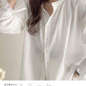 《JaVa ジャバコラボ》大人の愛らしさ。コットン100%2wayバンドカラー楊柳ガーゼシャツ オフホワイト Sサイズ