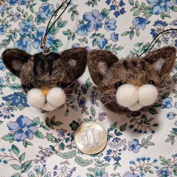 ハンドメイド 羊毛フェルト 猫 キーホルダー 2個セット