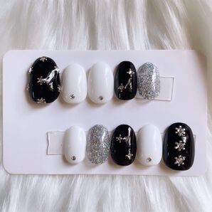 69 ネイルチップ ブラックネイル ホワイトネイル