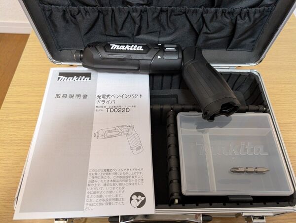 マキタ TD022DSHXB【本体+ケース】充電式ペンインパクトドライバー makita( BL0715、 DC07SB なし)