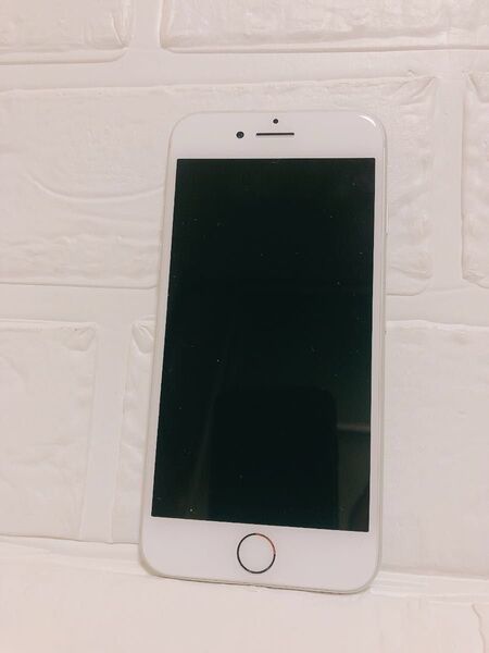 美品☆iPhone8 64GB シルバー SIMフリー