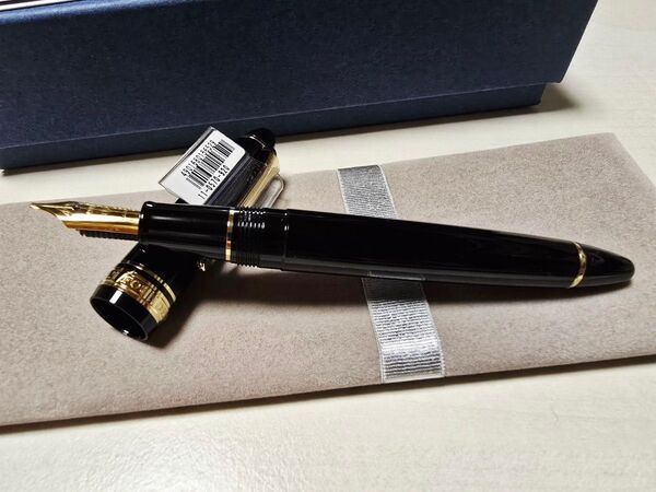 コンバーター付 美品 セーラー万年筆 プロフィットカジュアル ゴールドトリム ブラック ミュージック MS 11-0570-920