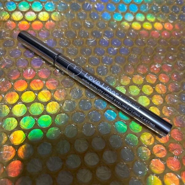 【使用品】Love Liner リキッドアイライナー モカグレージュ 3〜4度使用 使用品です、予めご了承ください