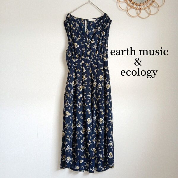 earth music&ecology ノースリーブ シフォン花柄ワンピース 深めVネック ヘムフレアAライン