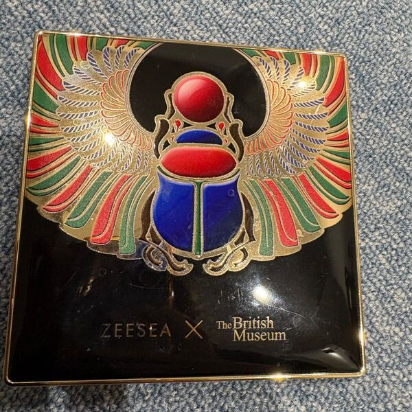 【廃盤品】ZEESEA アイシャドウ 大英博物館 02 スカラベ ズーシー