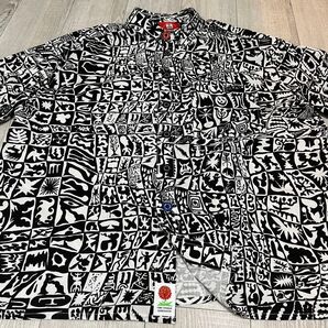 TIME CHANGE GENERATOR 総柄シャツ