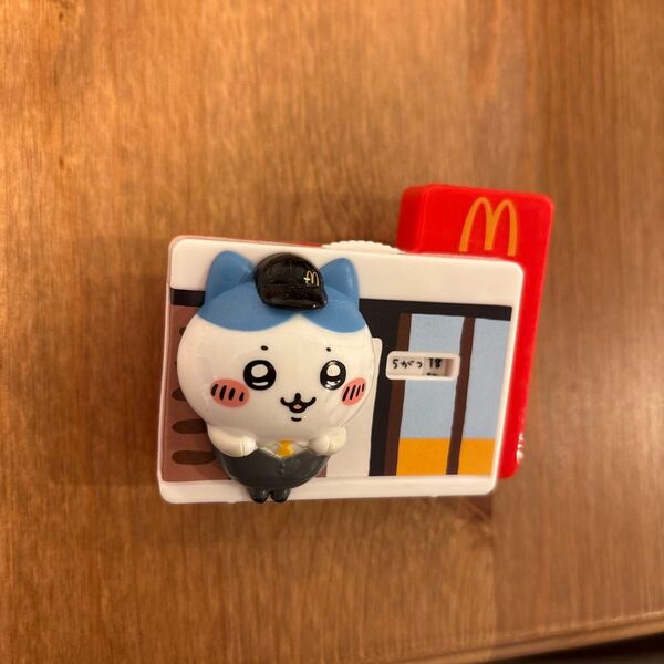 マクドナルド ハッピーセット おもちゃ ハチワレ ちいかわ