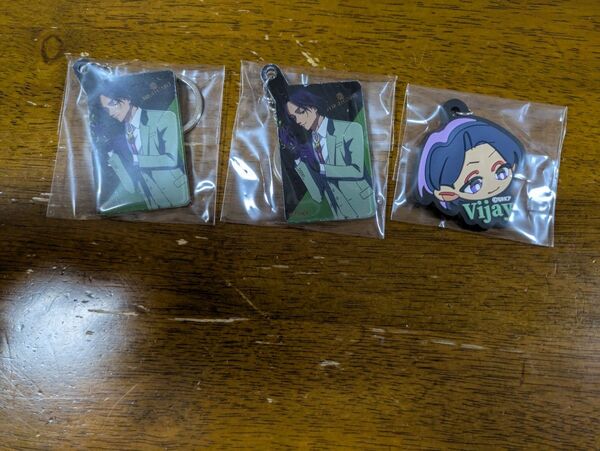 HIGH CARD ヴィジャイ Seria セリア アクリルキーホルダー ラバーストラップ