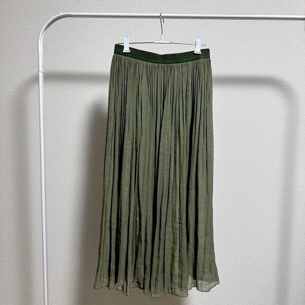 プリーツロングスカート カーキ ウエストゴム フレアスカート