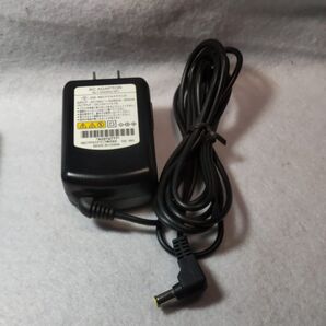 ACアダプター 12V 0.7A AL1-002242-001