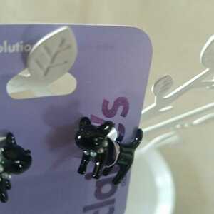  unused * Crea -z black ..? earrings 