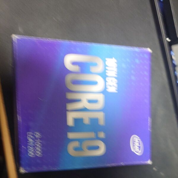 Intel Core i9-10900 CPU
