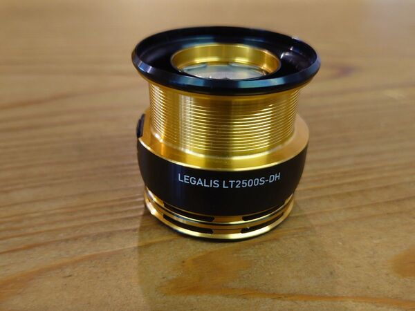 ダイワ 23 レガリス LT 2500S-DH スプール