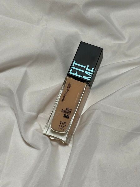 MAYBELLINE フィットミー リキッドファンデーション 112