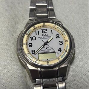 Q&Q ソーラー電波時計