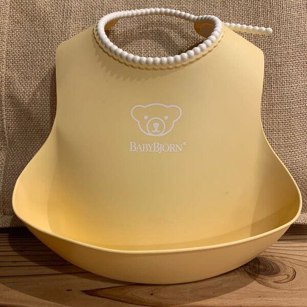 スタイ BABY BJORN イエロー 赤ちゃん ベビービョルン 食事エプロン