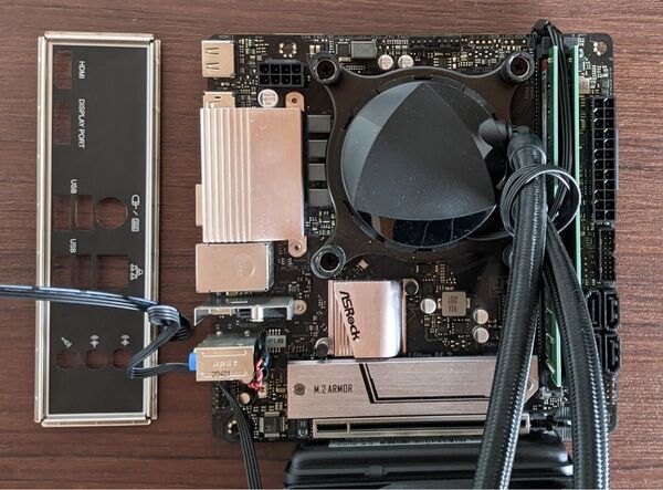 i7 10700、B460 ITX、簡易水冷、DDR4 16GB、SSD512GB等 セット