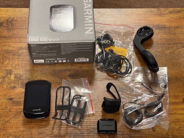Garmin ガーミン Edge 830 サイクルコンピュータースピードセンサー・ケイデンスセンサー付き