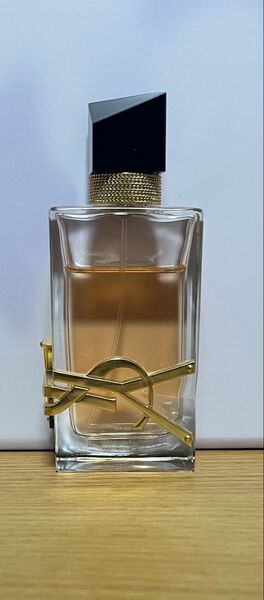 イヴサンローラン リブレ オーデトワレ 香水 50ml YSL