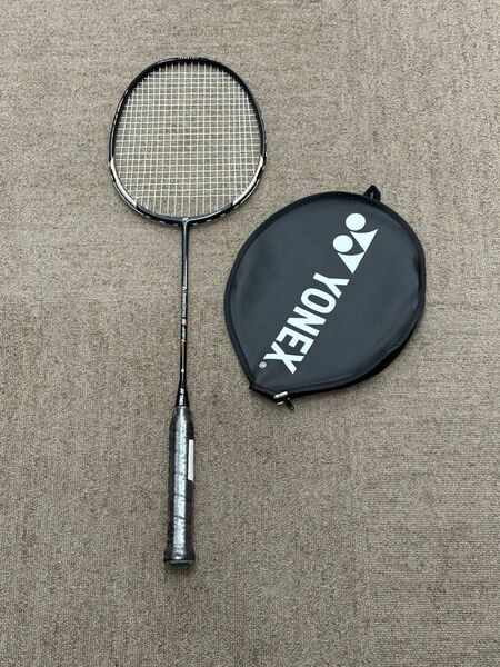 【新品】ヨネックス YONEX MusclePower5 バドミントンラケット ケース付