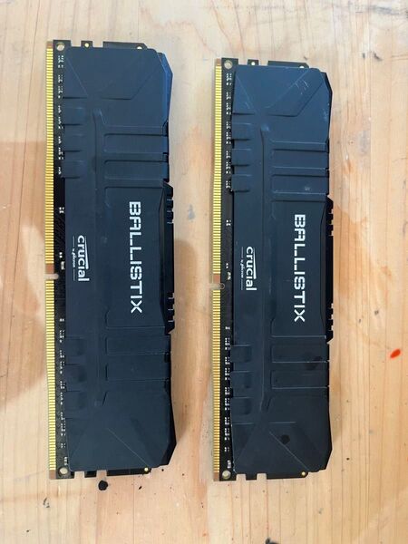crucial by Micron BALLISTIX 8GB×2 DDR4-3200 Windows11にて起動確認済み