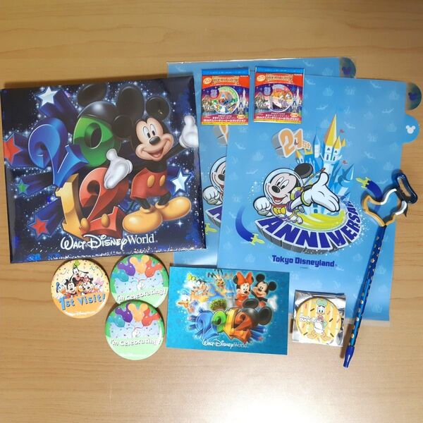 Disney ディズニー グッズ セット~アルバム・ポストカード・缶バッジ・クリアファイル・ボールペン・シール