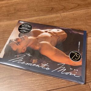 新品未開封Memento Mori:台湾 秉修Eric写真集1冊 イケメン トレーナー 筋肉 男性