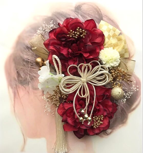 愛らしい髪飾り 結婚式 卒業式 成人式 ウエディング 和装髪飾り