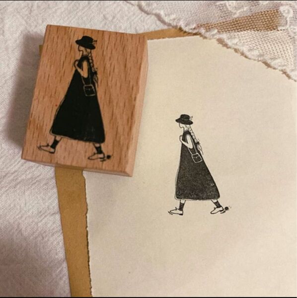 木製スタンプ 女の子 森ガール はんこ コラージュ レトロ 作品