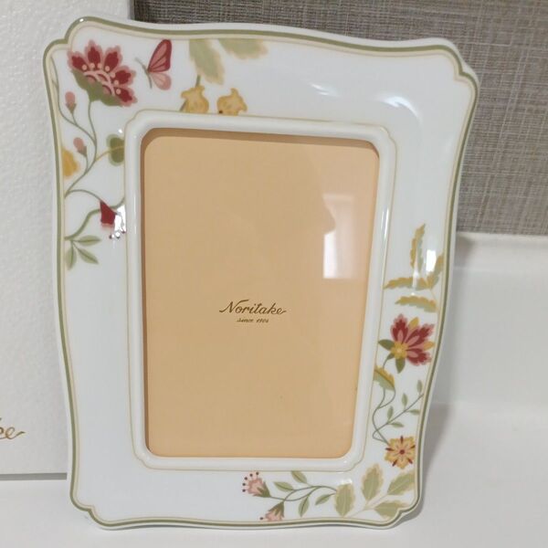 Noritake フォトフレーム 花柄 陶器インテリア 未使用 写真立て