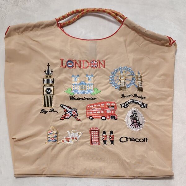 【新品未使用】軽量で便利なナイロン折りたたみトートバッグ ロンドン刺繍 ベージュ エコバッグ