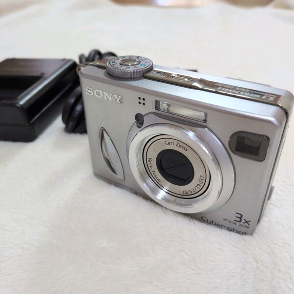 ソニー DSC-W5 サイバーショット コンパクト デジタルカメラ コンデジ デジカメ SONY 充電器つき Cyber-shot