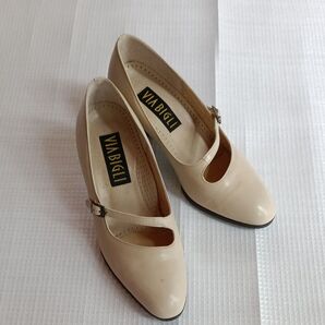 VIA BIGLI パンプス22.5 足がきれいに見えます