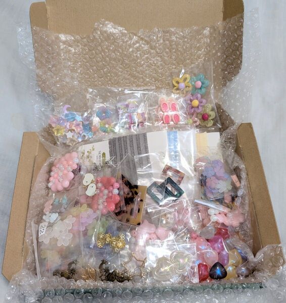 大量☆ハンドメイドパーツ デコパーツ カボション チャーム アクセサリーパーツ 封入パーツ レースパーツ フリンジ タッセル