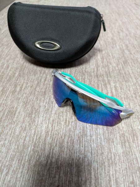 OAKLEY スポーツサングラス 「RADAR EV PRIZM 」