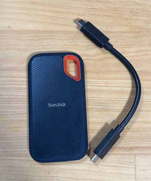 SanDisk Extreme Portable 外付け SSD 2TB R:1050MB/s W:1000MB/s
