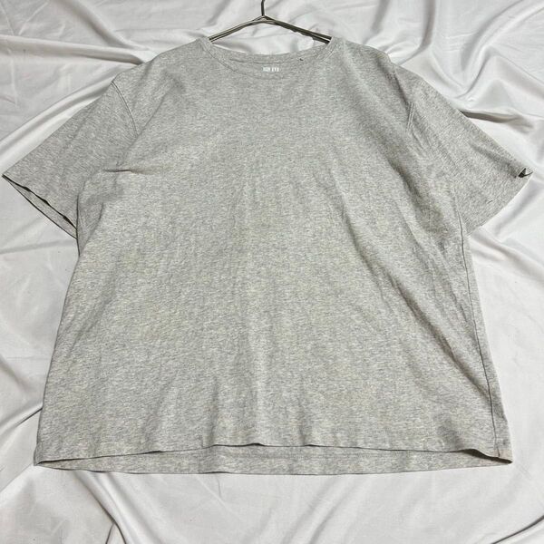 ユニクロ シンプル 無地 半袖Tシャツ グレー カジュアル XL 大きいサイズ カットソー a2575