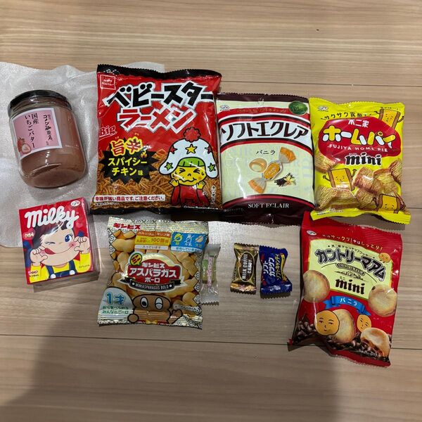 コメダ珈琲 国産いちごバターとお菓子詰め合わせ(ビスケット、飴、ホームパイ、ミルキー、カントリーマアム、ベビースターラーメン)