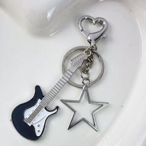 ギター キーホルダー エレキ バンド 軽音 軽音学部 演奏 ライブ キーリング ユニーク ギフト 贈り物 パーティー エレキギター