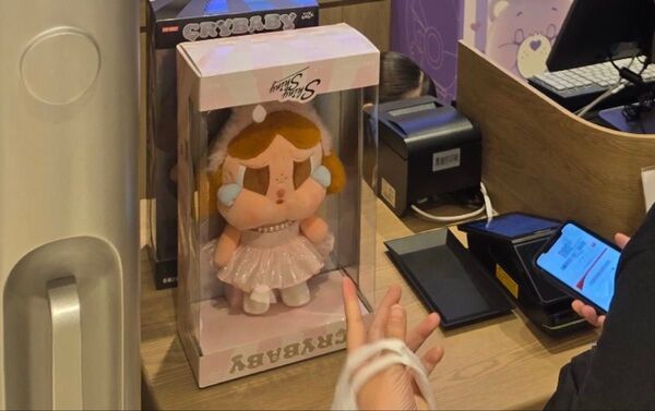 POP MART CRYBABY Shiny Shiny 2体セット ぬいぐるみ