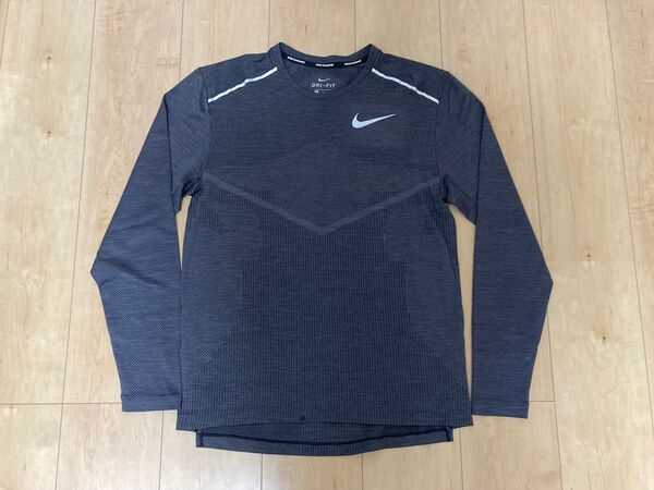 NIKE ナイキ DRY-FIT ドライフィット 長袖Tシャツ Sサイズ ランニング マラソン グレー 新品未使用 廃盤
