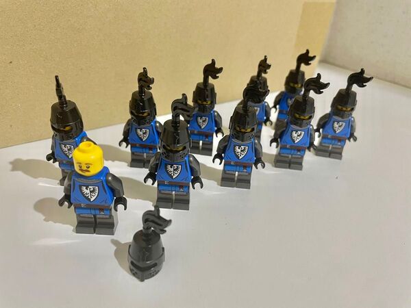レゴミニフィグ 10体セット ファルコンナイト プルーム ヘルメット 両面顔 LEGO社純正品