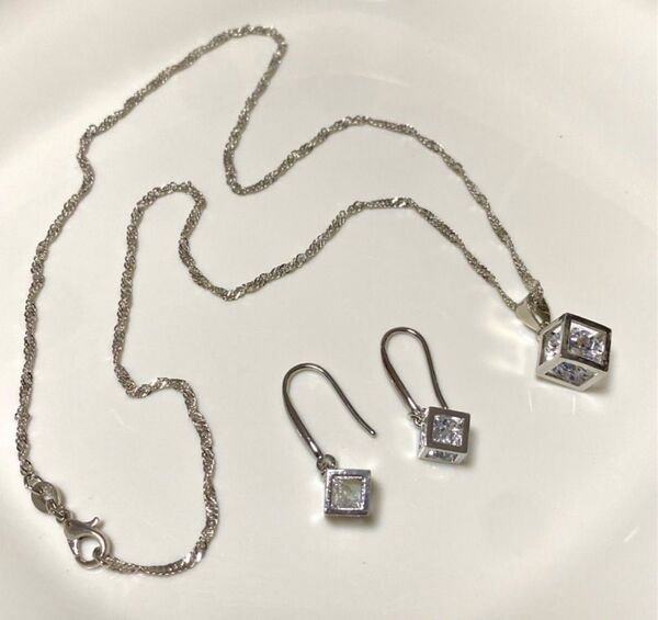 2セット ネックレスとピアス 高級モアサナイトダイヤモンド シルバー925