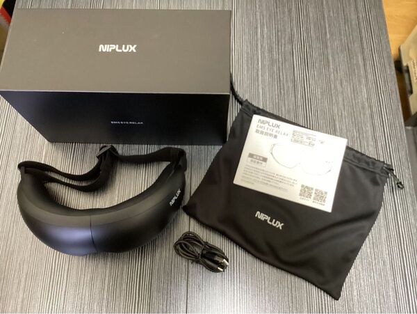 アイマッサージャー EMSホットアイマスク NIPLUX EMS EYE RELAX 目元美顔器 目元ケア 充電式 マッサージ器