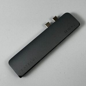 Satechi USB-C 7-in-1 マルチアダプター(スペースグレー)
