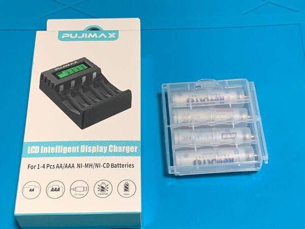 PUJIMAX 4スロット 急速充電器 単4充電池4本セットおまけ付